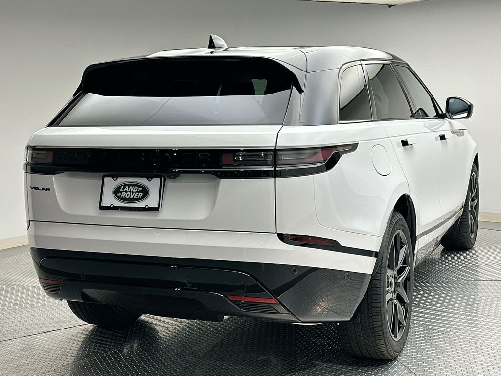 2026 Land Rover Range Rover Velar Dynamic SE 3