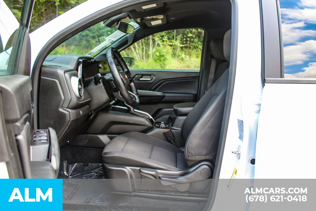 Used 2023 White Chevrolet LT image 15