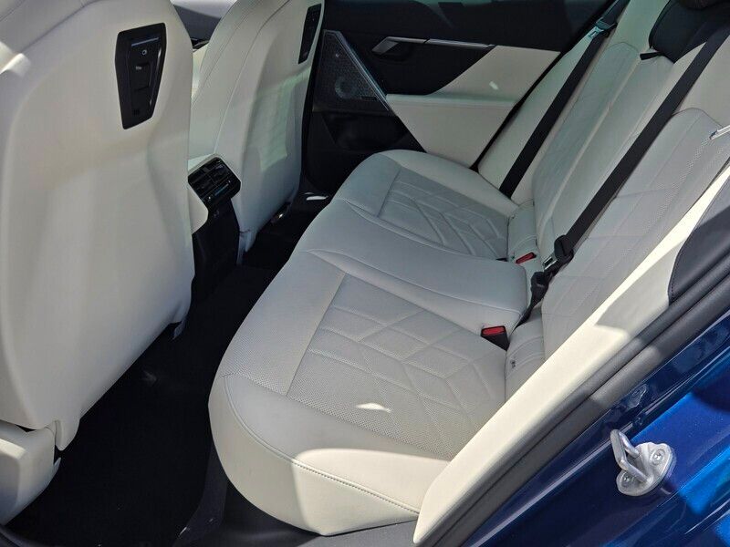 2024 BMW 530i - $39,678