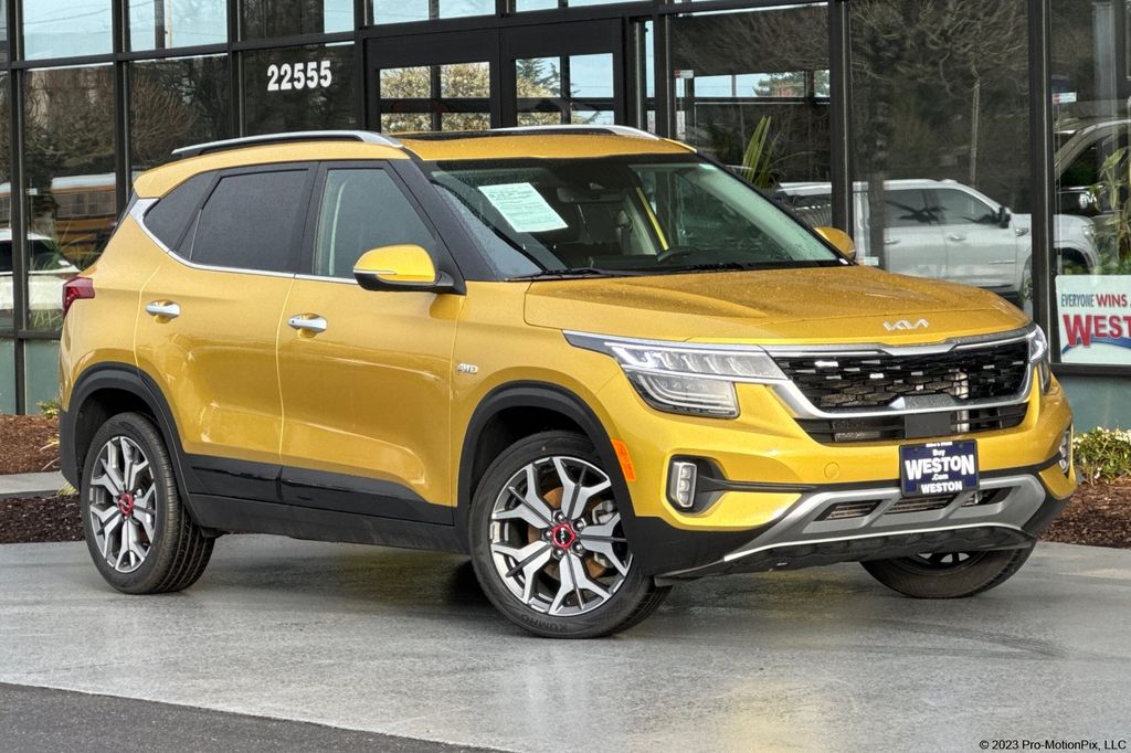 used 2022 Kia Seltos car, priced at $23,913