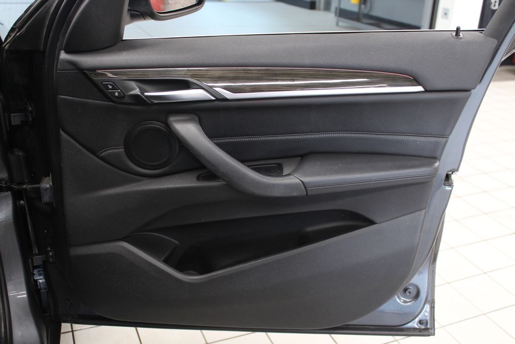 Thumbnail: 2018 BMW X1 - 25