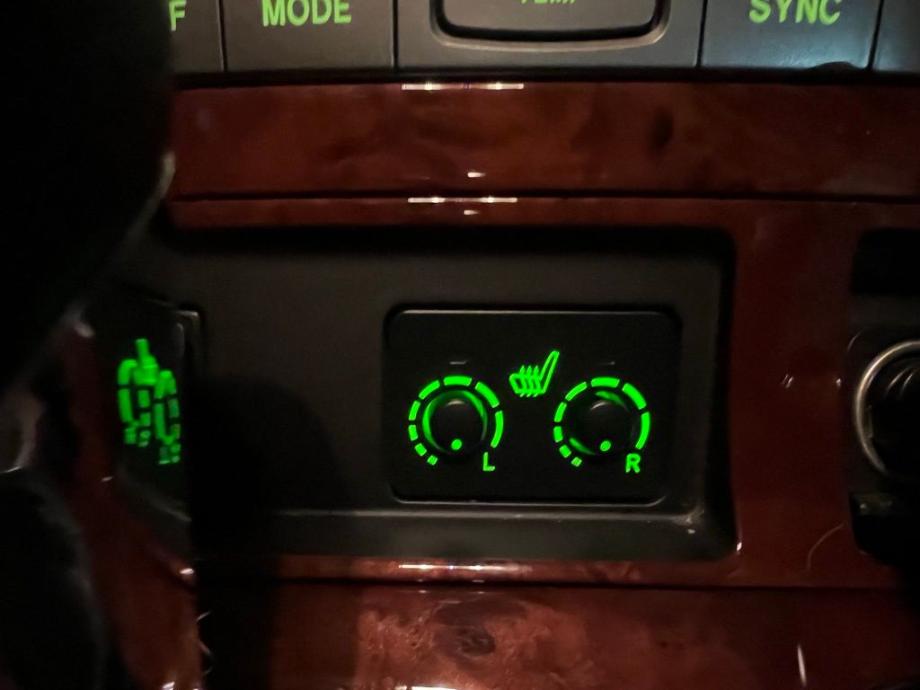 Thumbnail: 2013 Toyota Highlander - 5