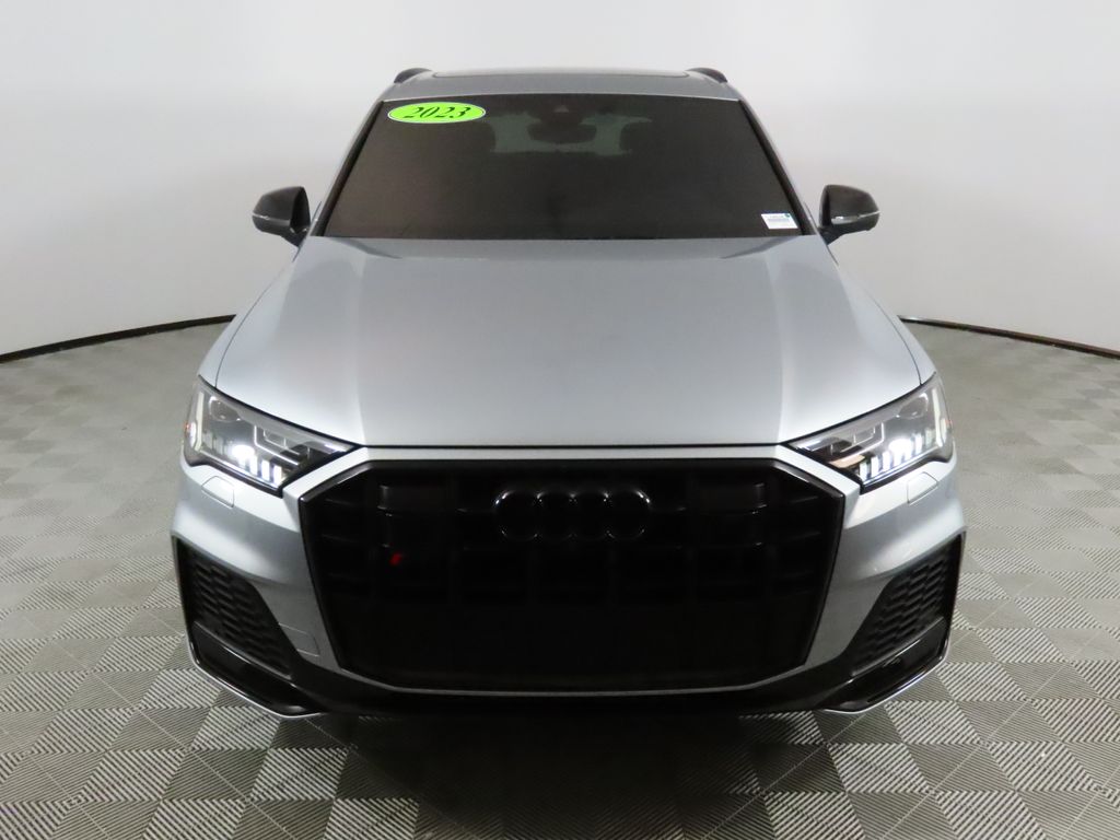 Thumbnail: 2023 Audi SQ7 - 8