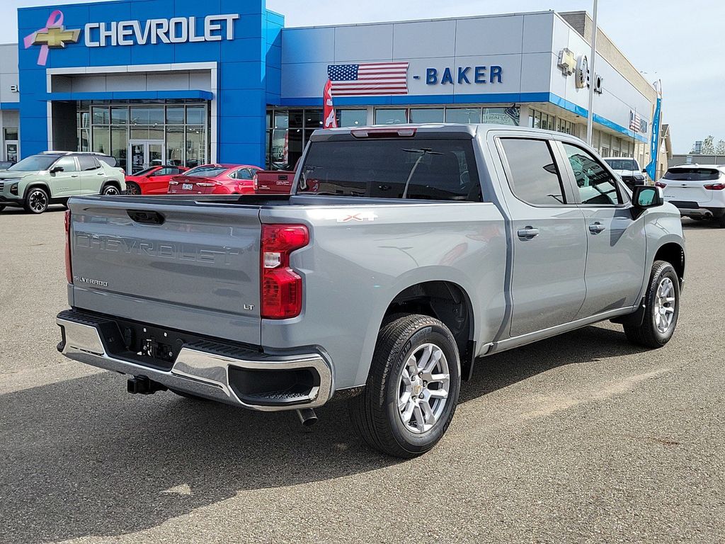 2024 Chevrolet Silverado 1500 LT 4