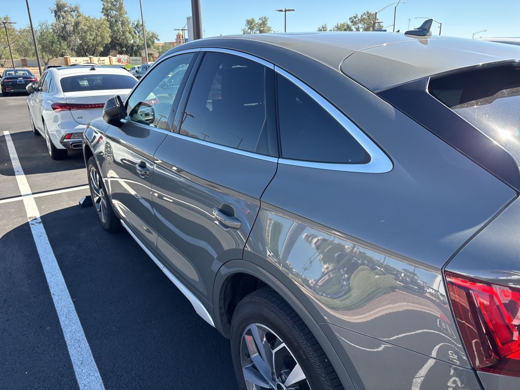 Thumbnail: 2023 Audi Q5 - 7