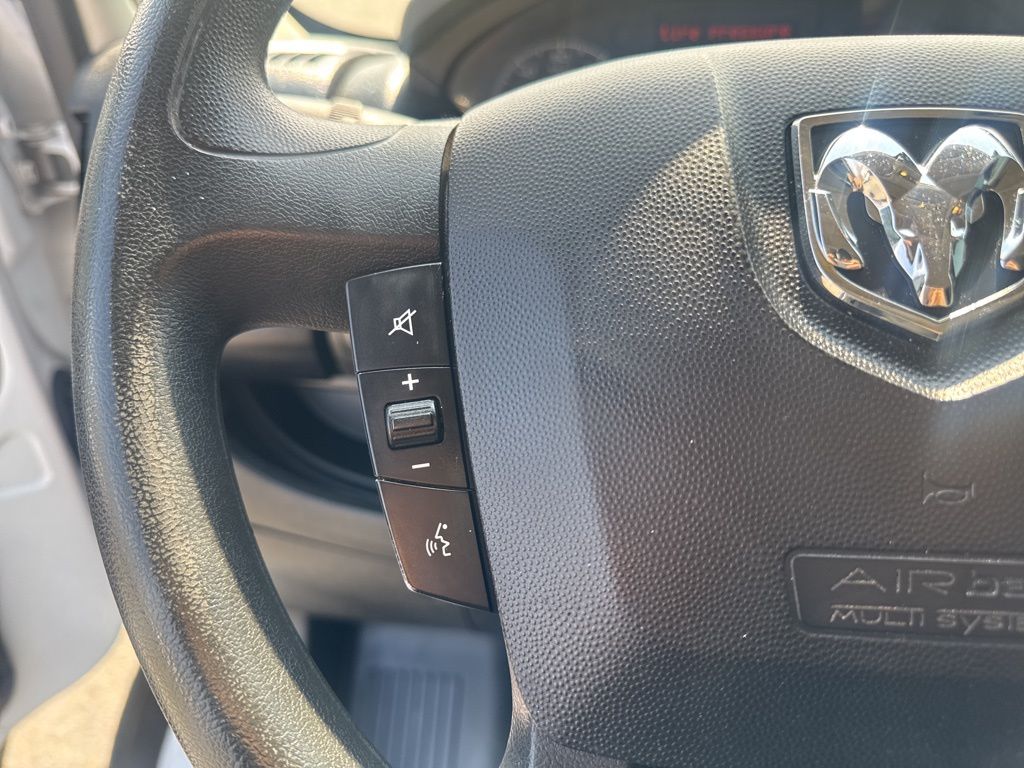 Used 2019 White Ram Base image 16