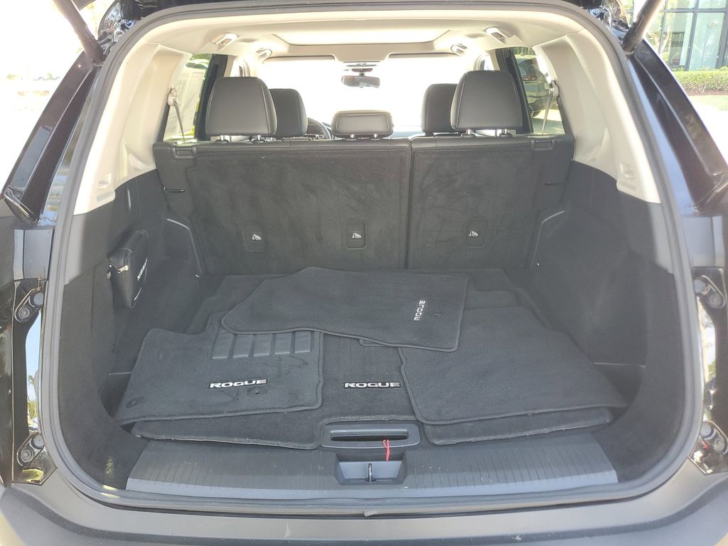 used 2023 Nissan Rogue car, priced at $20,995