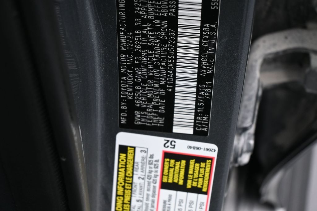 Used 2025 Heavy Metal Toyota SE image 17