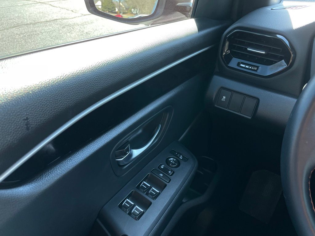 Thumbnail: 2025 Honda Pilot - 22