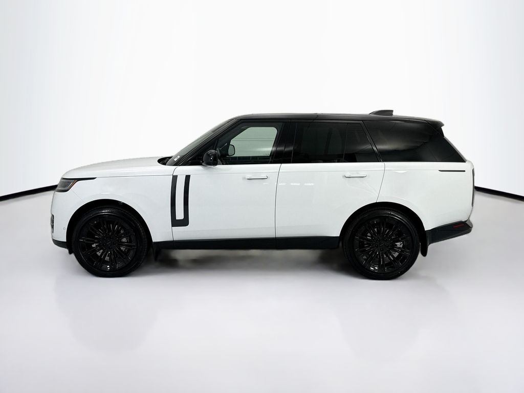 Thumbnail: 2026 Land Rover Range Rover - 8