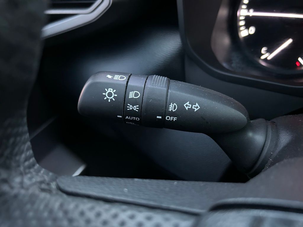 Thumbnail: 2025 Toyota Tundra - 22