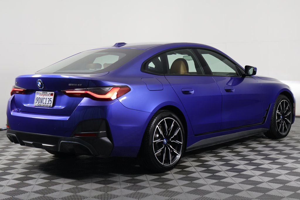 Thumbnail: 2023 BMW i4 - 4