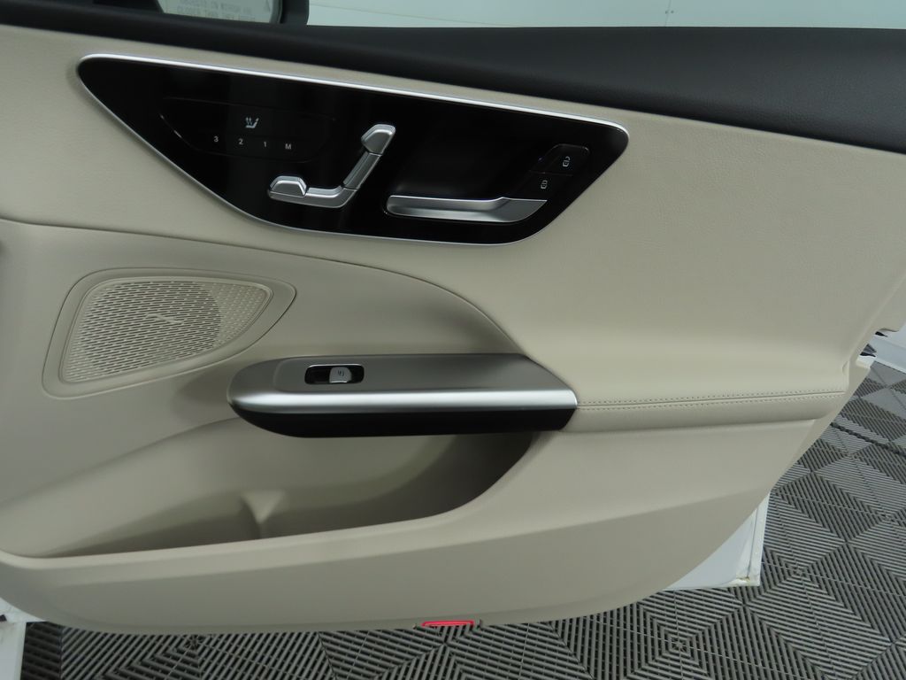 Thumbnail: 2025 Mercedes-Benz C-Class - 25