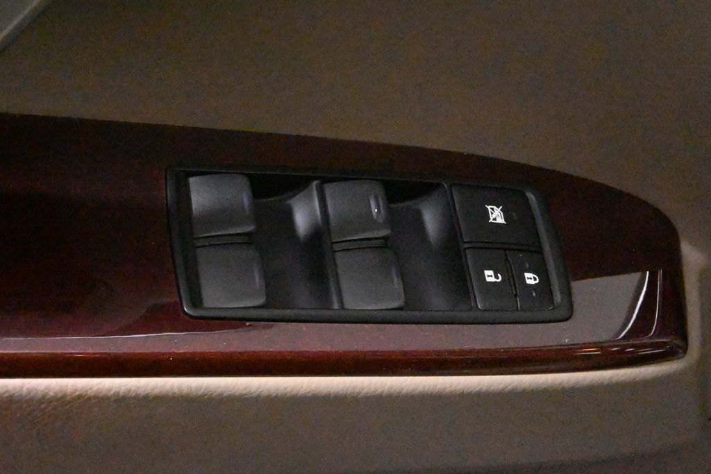 2017 Lexus GX 460 Luxury 32