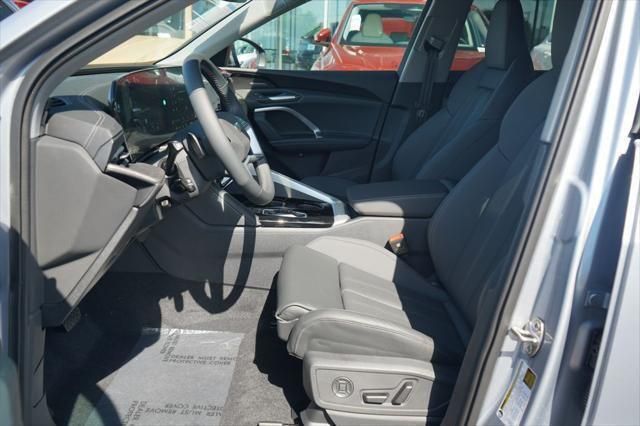 Thumbnail: 2025 Audi Q5 - 6