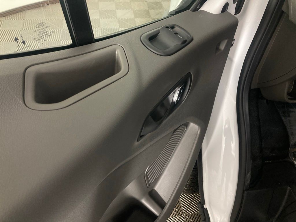 New 2026 White Ford Base image 11