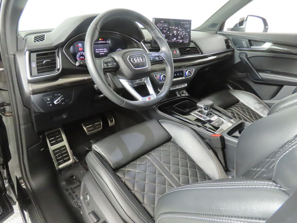 Thumbnail: 2023 Audi SQ5 - 26