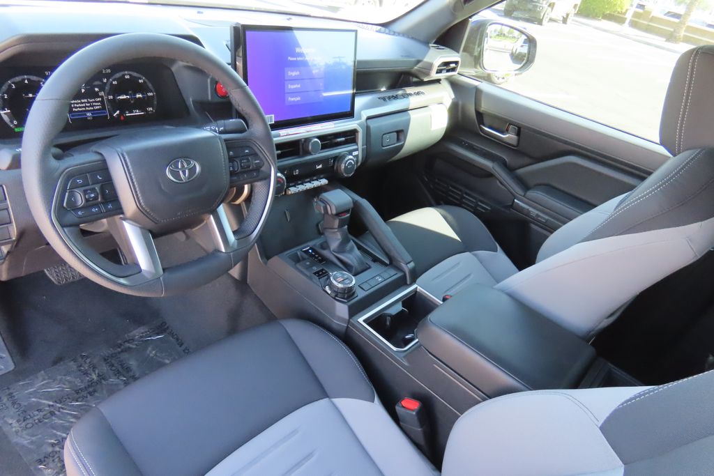 Thumbnail: 2025 Toyota Tacoma - 9