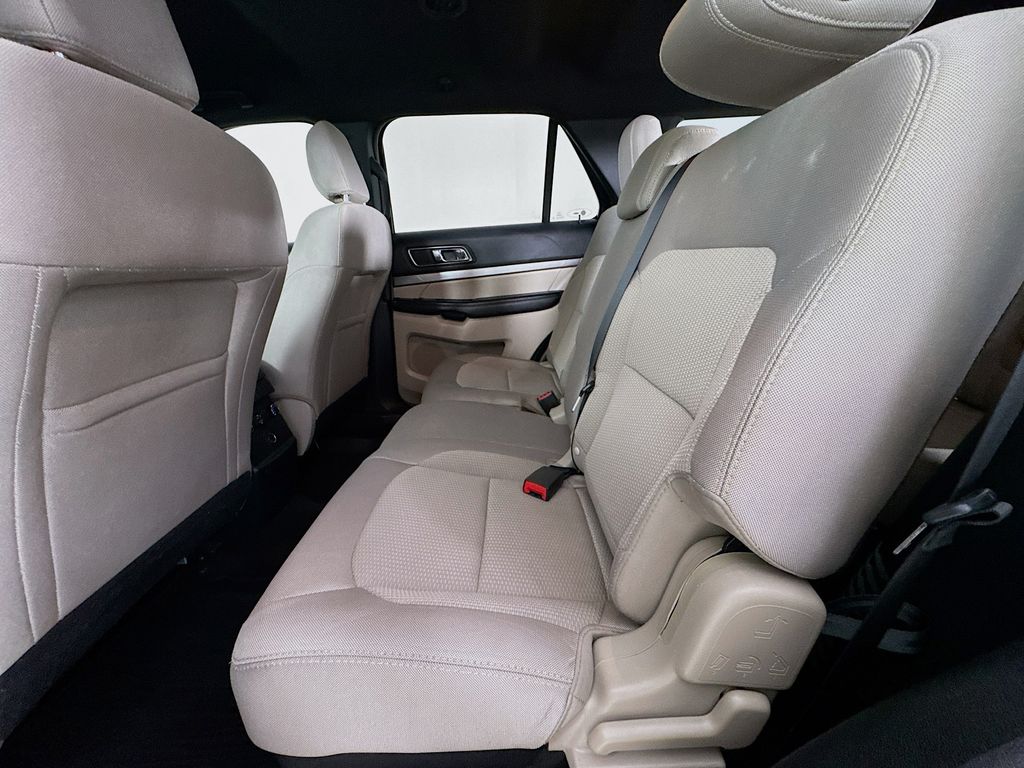 Used Car 2018 Ford Explorer  Xlt For Sale Under $12,000 In Austin, Texas