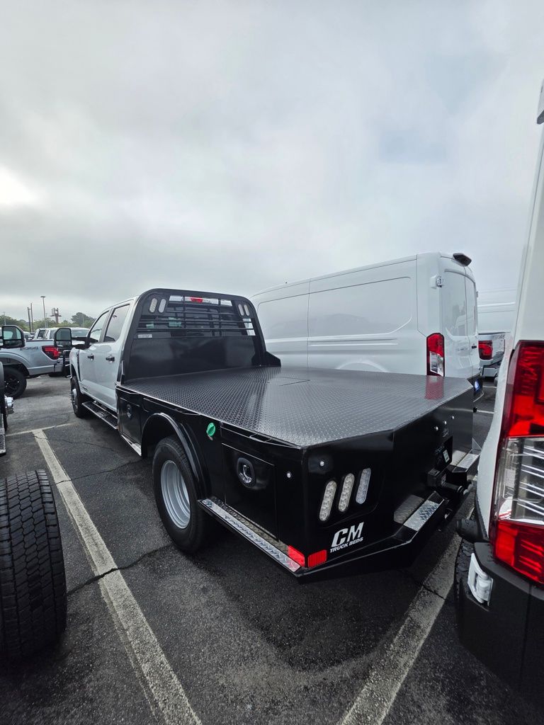 2025 Ford F-350 Super Duty XL