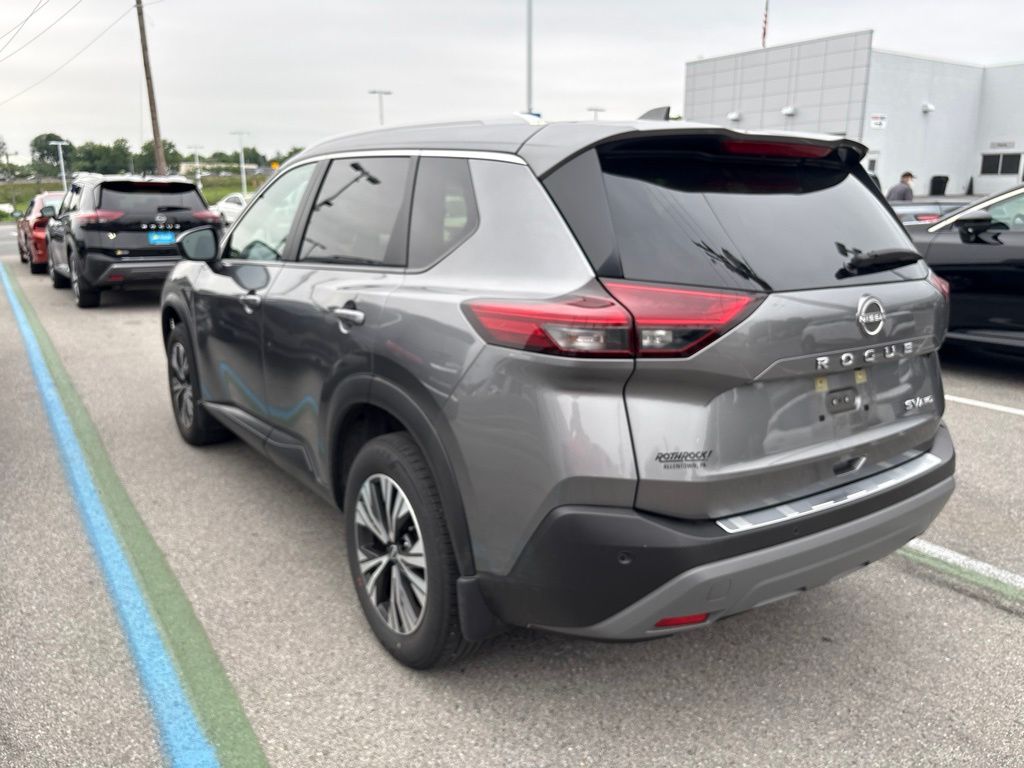2023 Nissan Rogue — photo 10
