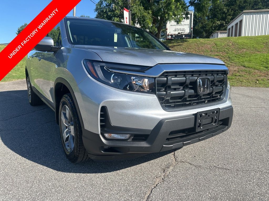 Solar Silver Metallic 2025 Honda Ridgeline RTL AWD Pickup Truck All-Wheel Drive 9-Speed Automatic