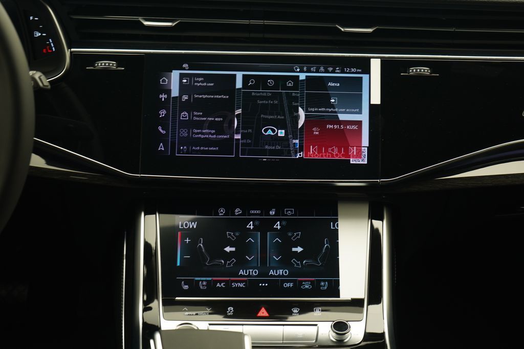 Thumbnail: 2026 Audi Q7 - 10
