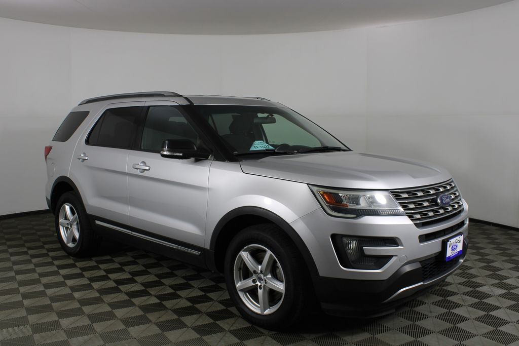 Ingot Silver 2016 Ford Explorer XLT 4WD SUV / Crossover All-Wheel Drive 6-Speed Automatic
