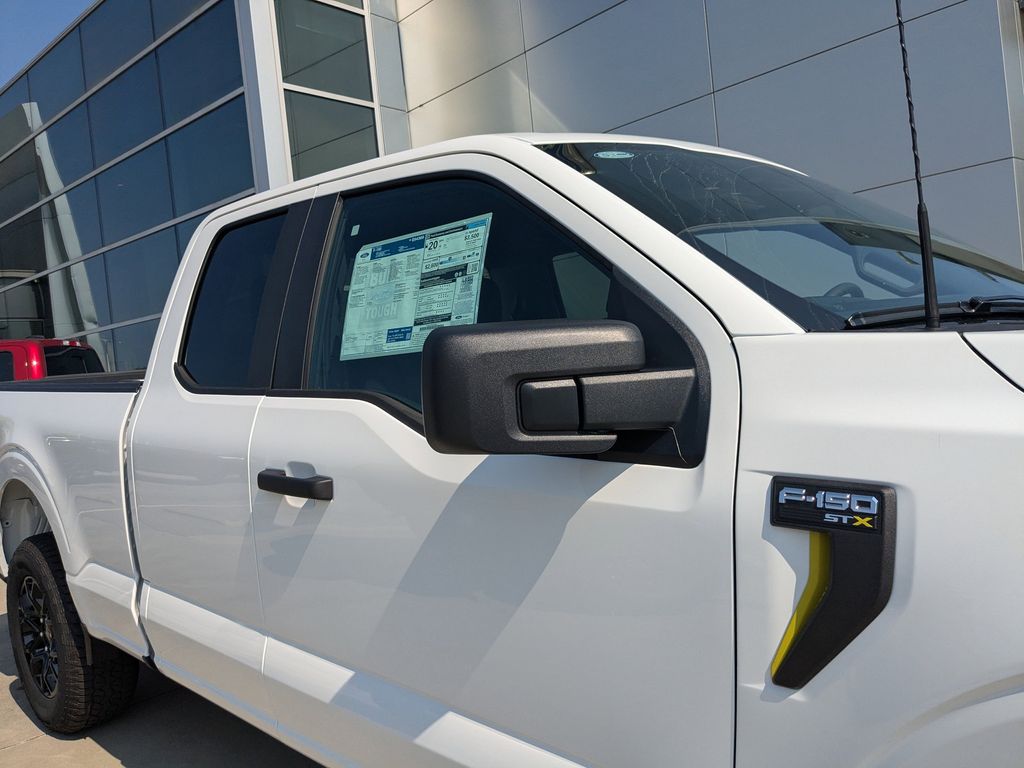2025 Ford F-150 STX