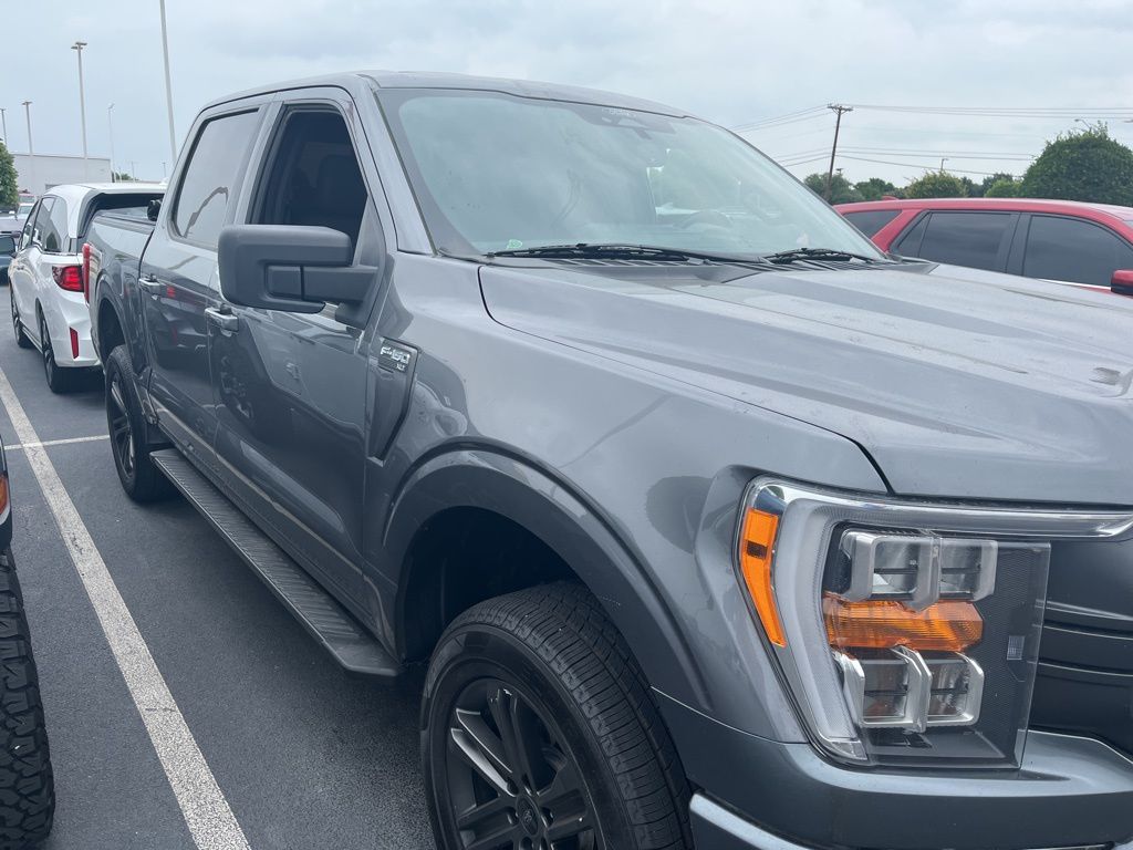 2022 Ford F-150 XLT 4