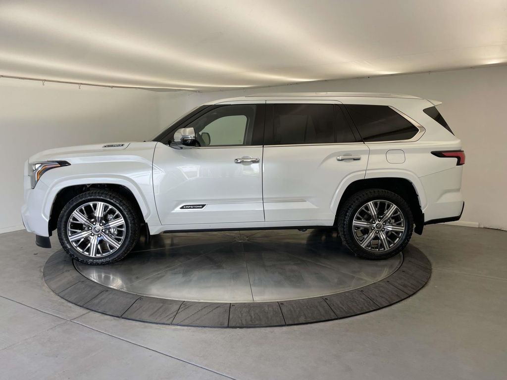 2023 Toyota Sequoia Capstone - 1