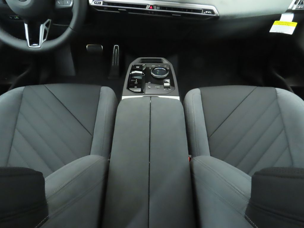 Thumbnail: 2026 BMW iX - 17