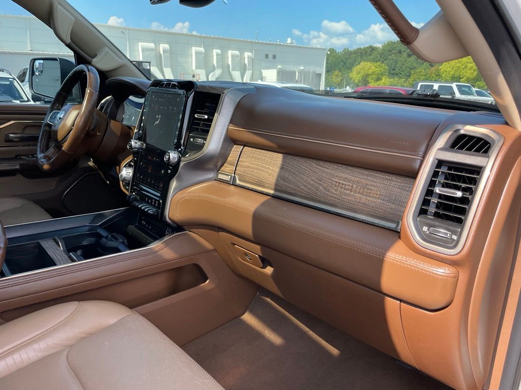 Thumbnail: 2019 RAM 1500 - 32