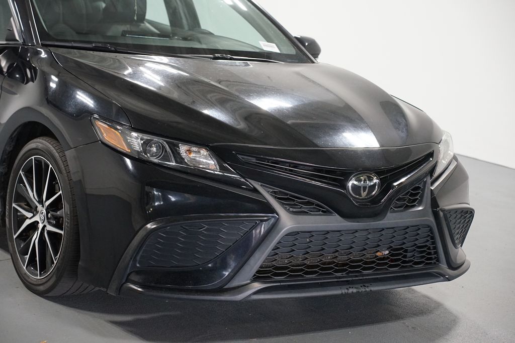 Thumbnail: 2023 Toyota Camry - 4