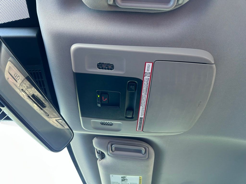 Thumbnail: 2025 Toyota Camry - 30