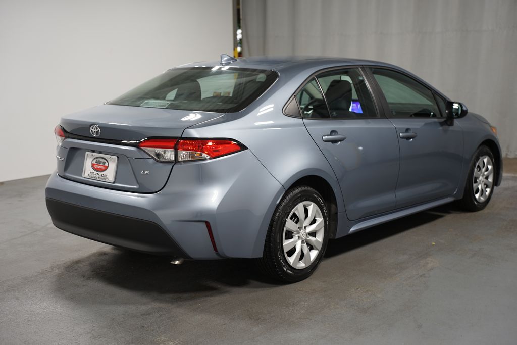 2023 Toyota Corolla LE 8