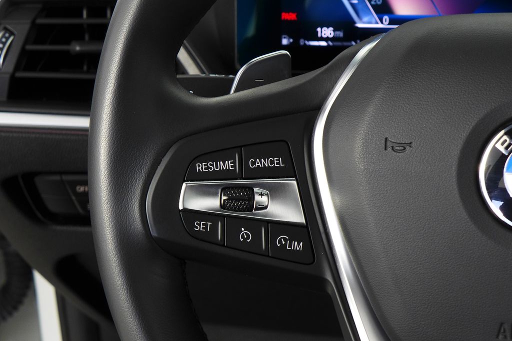 Thumbnail: 2023 BMW 3 Series - 30