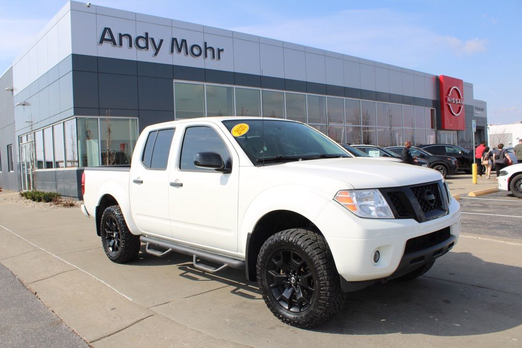 2020 Nissan Frontier SV Crew Cab 4WD