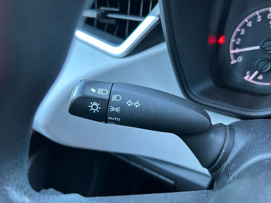 Thumbnail: 2022 Toyota Corolla - 21