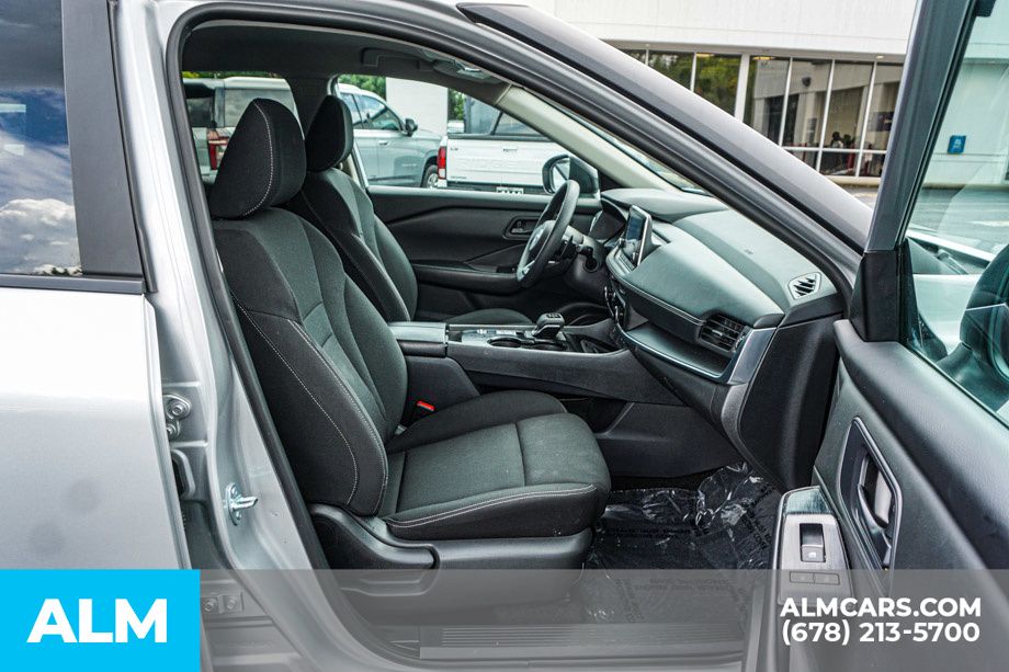 Used 2024 Silver Nissan S image 22
