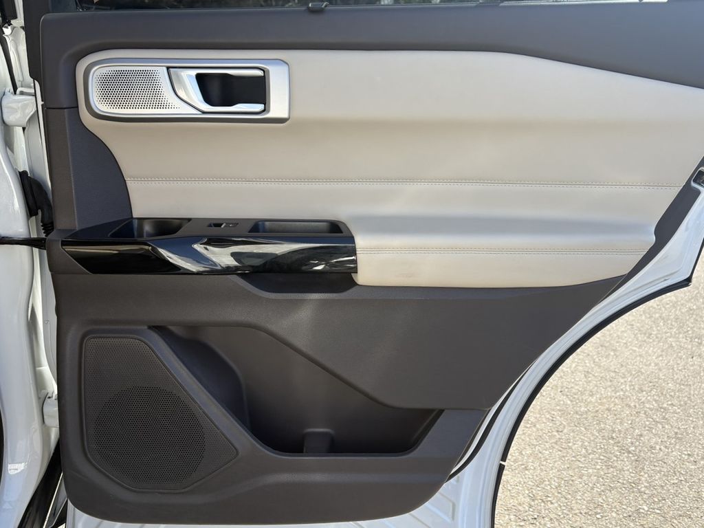 2021 Ford Explorer Platinum