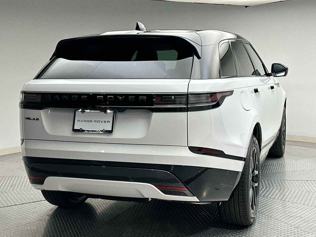 Thumbnail: 2026 Land Rover Range Rover Velar - 3
