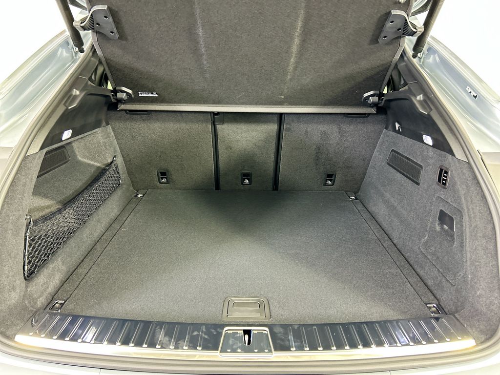 Thumbnail: 2026 Porsche  - 29