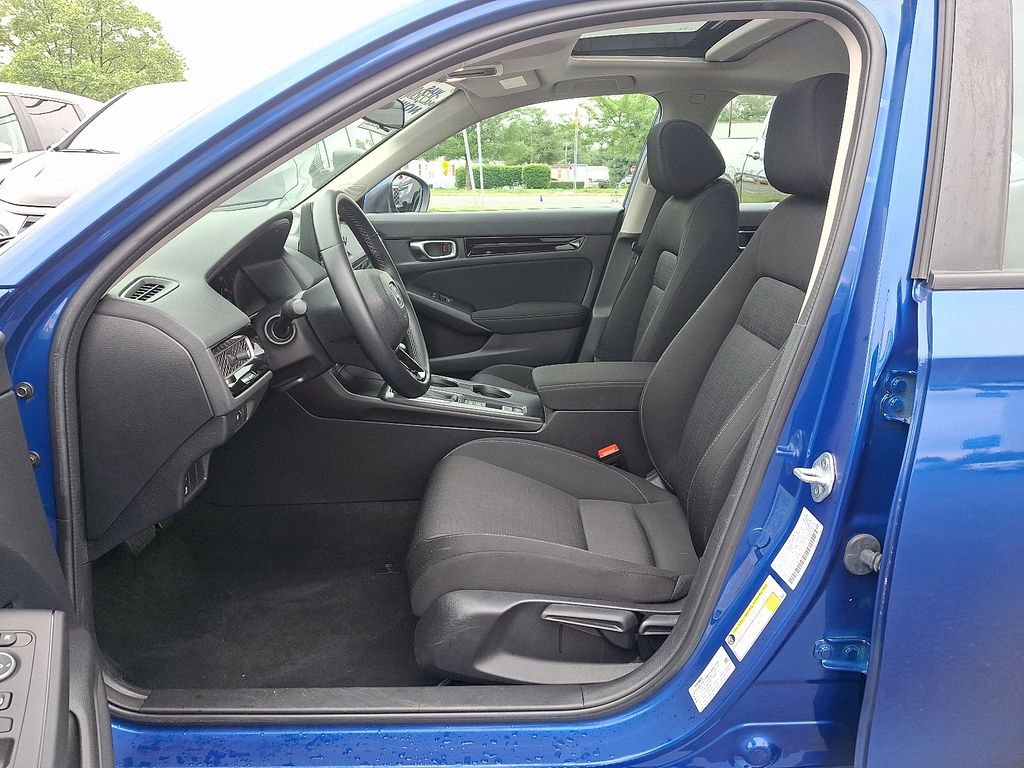 2022 Honda Civic EX 13