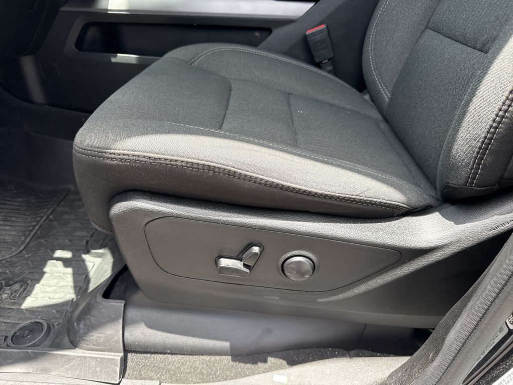 2023 Ram 1500 Big Horn/Lone Star - 11
