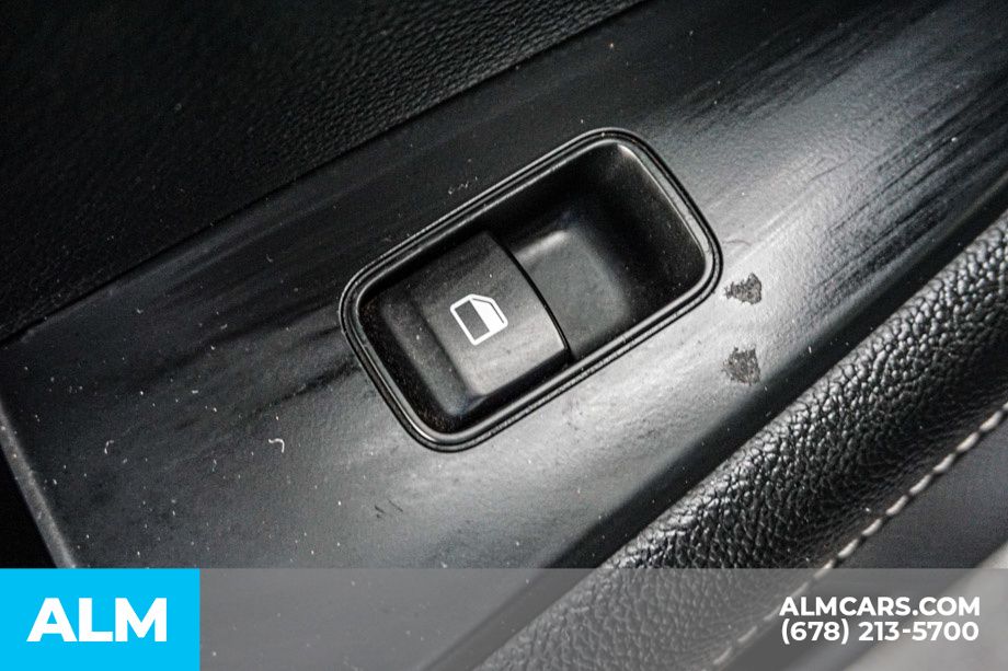 Used 2019 Black Kia EX image 51