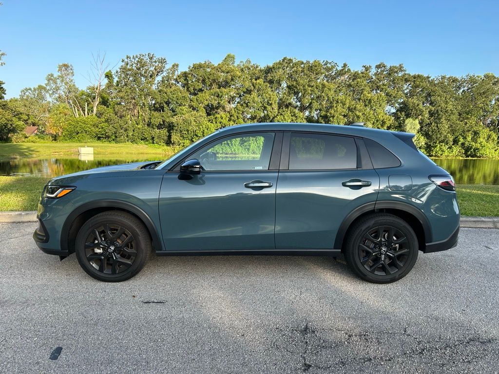 Thumbnail: 2024 Honda HR-V - 2