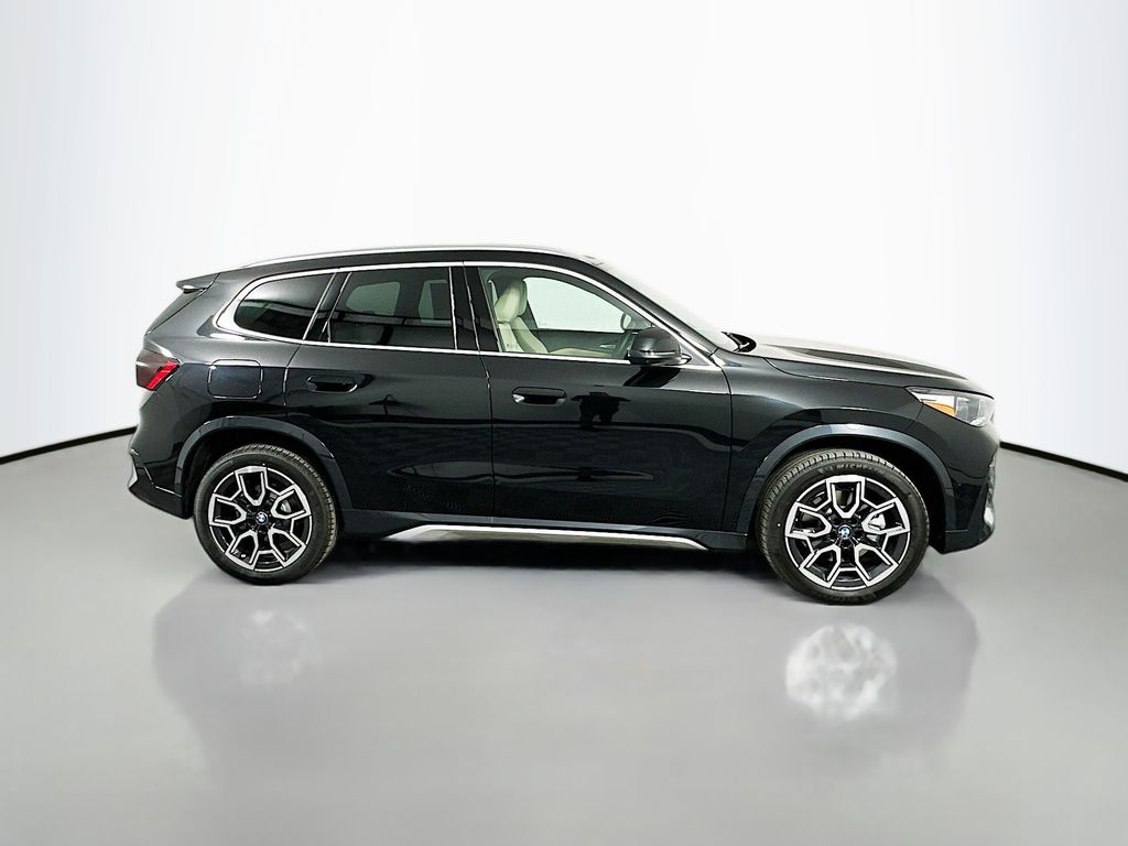 Thumbnail: 2025 BMW X1 - 4