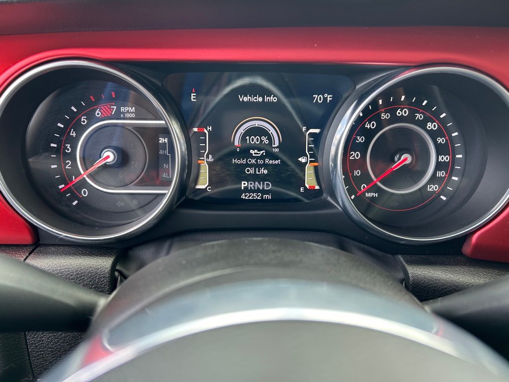 Thumbnail: 2022 Jeep Wrangler - 26