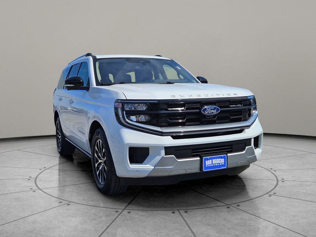 Used Car 2025 Ford Expedition  Platinum For Sale Under $80,000 In San Marcos, Texas
